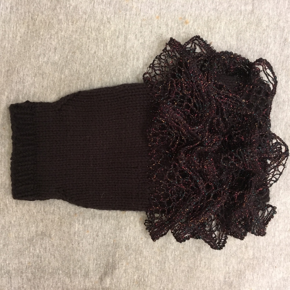 Handmade high fashion ruffled dog sweater NWOT